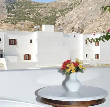 Proteas 3* Kamari (Santorini)